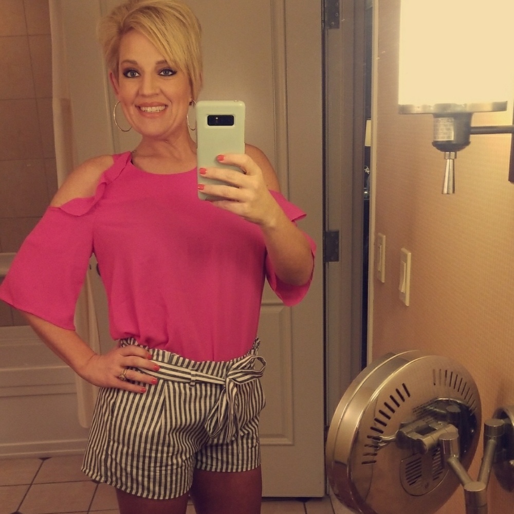 Meet your Posher, Robin